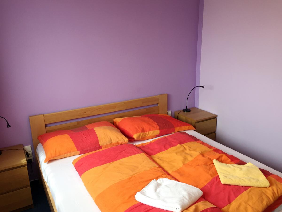 Lake View Apartments near Golf Resort Kunětická Hora, Dříteč Pardubice Esterno foto