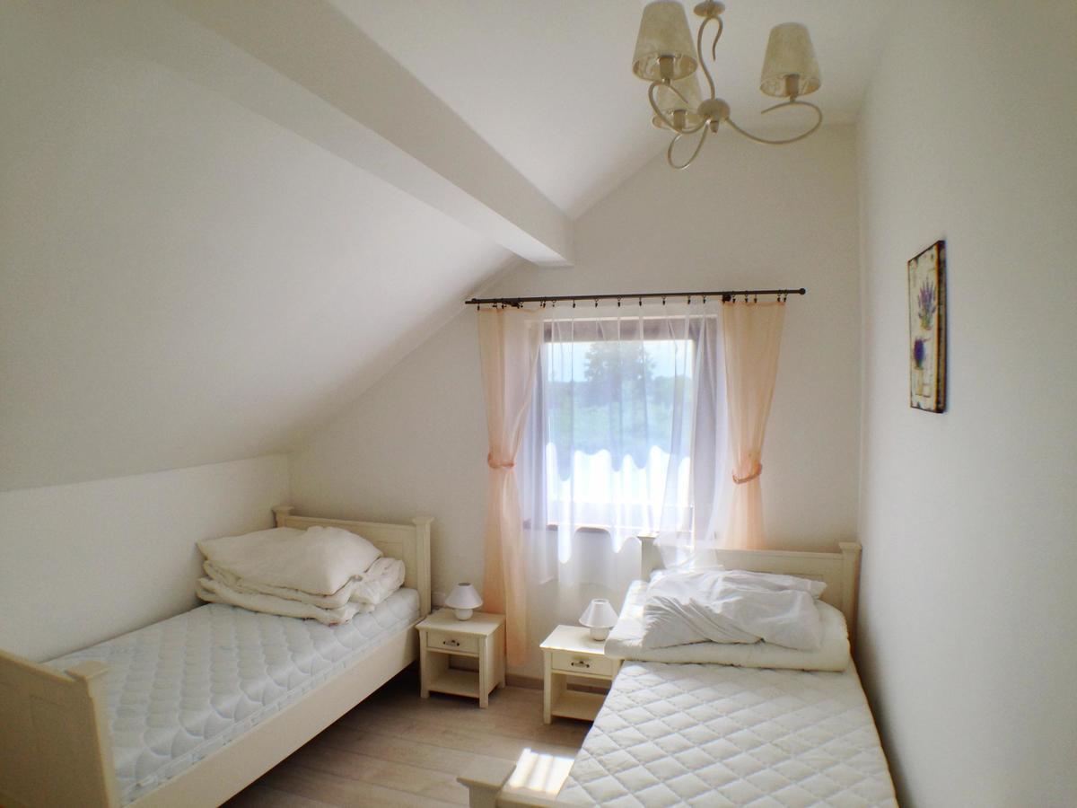 Lake View Apartments near Golf Resort Kunětická Hora, Dříteč Pardubice Esterno foto